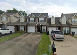 Pre-foreclosure in  Queens Ct Moody, AL 35004