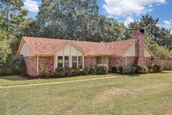 Pre-foreclosure in  TIMBER RIDGE DR Ridgeland, MS 39157