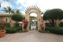  Harbor Vw N, Hollywood FL