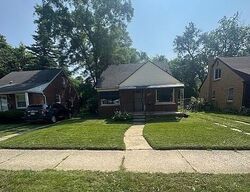 Pre-foreclosure in  Patton St Detroit, MI 48219