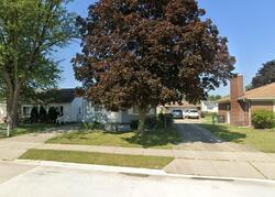 Pre-foreclosure in  Quarry St Riverview, MI 48193