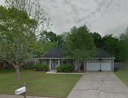 Pre-foreclosure in  Lowry Dr Fairhope, AL 36532
