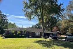  Tabor Cir, Gadsden AL