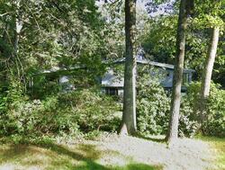 Pre-foreclosure in  Sedgemeadow Rd Wayland, MA 01778