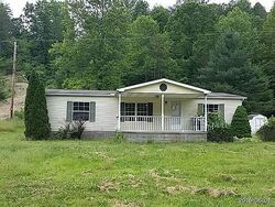 Pre-foreclosure in  MARY CT Rush, KY 41168