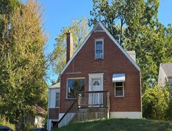 Pre-foreclosure in  S Barat Ave Saint Louis, MO 63135
