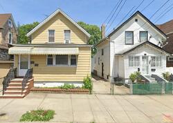 Pre-foreclosure in  134th St South Richmond Hill, NY 11419