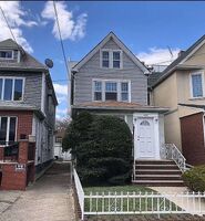 Pre-foreclosure in  E 17th St Brooklyn, NY 11229
