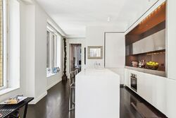 Pre-foreclosure in  William St a New York, NY 10005