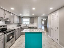 Pre-foreclosure in  S PINE ST Guthrie, OK 73044