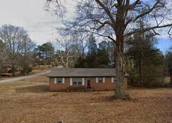 Pre-foreclosure in  Cedar Springs Dr Spartanburg, SC 29302