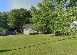 Pre-foreclosure Listing in Friar Tuck Dr DICKSON, TN 37055