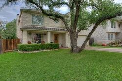 Pre-foreclosure in  Kingsgate Dr Austin, TX 78748