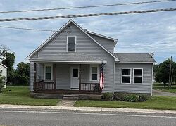  W Main St, Bruceton Mills WV