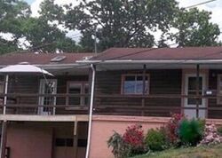 Pre-foreclosure in  PECAN ST Hazard, KY 41701