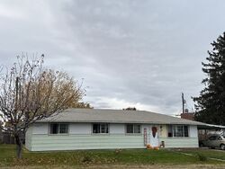  S Quillan St, Kennewick WA