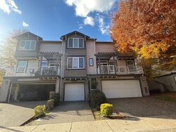 Pre-foreclosure in  SW SCHOLLS FERRY RD Beaverton, OR 97007