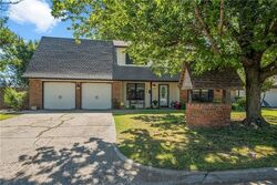 Pre-foreclosure in  Winnipeg Dr Yukon, OK 73099