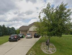 Pre-foreclosure in  Brookstone Cir Pewaukee, WI 53072