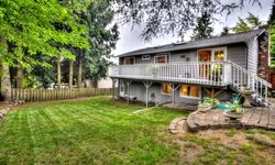 Pre-foreclosure in  NE 107th St Redmond, WA 98052
