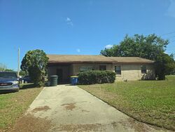 Pre-foreclosure in  Greentree Ct Bartow, FL 33830