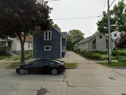 Pre-foreclosure in  N 7th St Milwaukee, WI 53212