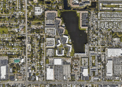  Lake Bayshore Dr, Bradenton FL