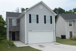 Pre-foreclosure in  KEYSTONE DR Conley, GA 30288