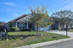 Pre-foreclosure in  Glen Laurel Dr W Valdosta, GA 31605