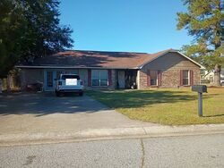 Pre-foreclosure in  Timber Ridge Trl Hinesville, GA 31313