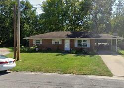 Pre-foreclosure in  Village Dr Collinsville, IL 62234