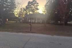 Pre-foreclosure in  Bush Ln Dalzell, SC 29040