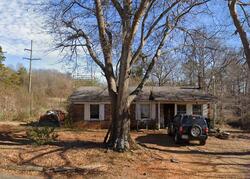 Pre-foreclosure in  Sunnyglen Dr Greer, SC 29651