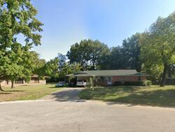 Pre-foreclosure in  N Q St Fort Smith, AR 72904