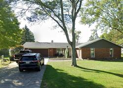Pre-foreclosure in  W Sacramento Dr Muncie, IN 47303