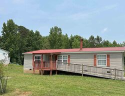 Pre-foreclosure in  HEATHER ACRES DR Alto, GA 30510