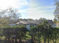 Pre-foreclosure in  OAKLAND RD N Lakeland, FL 33801