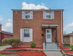 Pre-foreclosure in  S 19th Ave Broadview, IL 60155