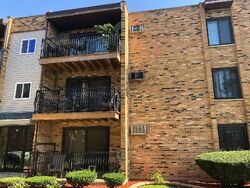 Pre-foreclosure in  W 57th St b2 Chicago, IL 60629