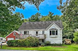 Pre-foreclosure in  Farm Ln Seabrook, NH 03874