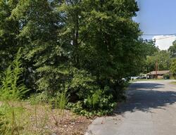 Pre-foreclosure in  Franklin Dr Murfreesboro, NC 27855