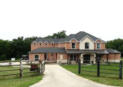 Pre-foreclosure in  Durning Rd Van Alstyne, TX 75495