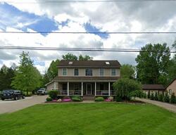 Pre-foreclosure in  Grandview Dr Hudson, OH 44236