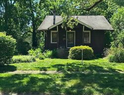 Pre-foreclosure in  Hampton Rd Akron, OH 44305