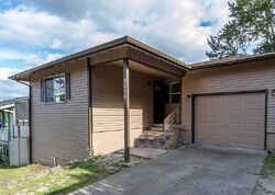 Pre-foreclosure in  E 60th St Tacoma, WA 98404
