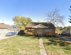 Pre-foreclosure in  N 9th St Cherokee, IA 51012