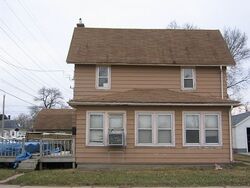 Pre-foreclosure in  E 8th St Rock Falls, IL 61071