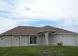 Pre-foreclosure in  30th St SW Lehigh Acres, FL 33976