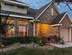 Pre-foreclosure in  Oak Ridge Dr Pearland, TX 77581