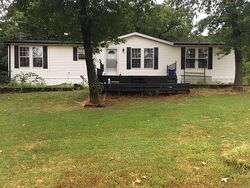 Pre-foreclosure in  Lakeridge Dr Guthrie, OK 73044